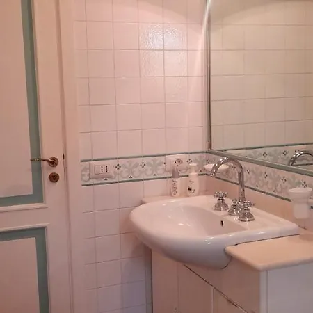 Judith Wright's דירה