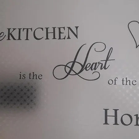 Judith Wright's Apartament *