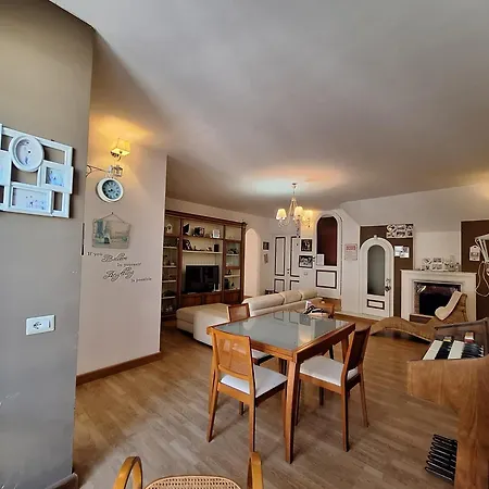 Apartament Judith Wright's *